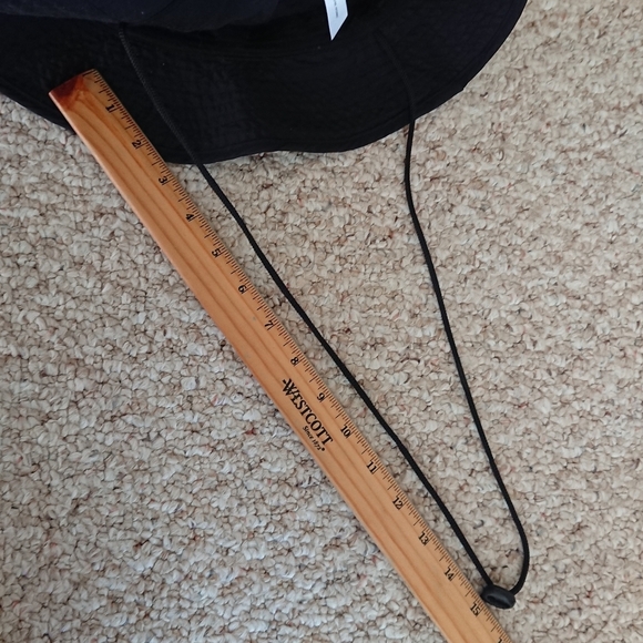 UO Safari Drawstring Bucket Hat - Picture 7 of 10